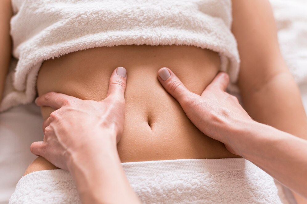 Mãos canalizando Reiki